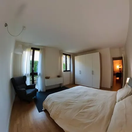 Olmo With Parking Apartamento *